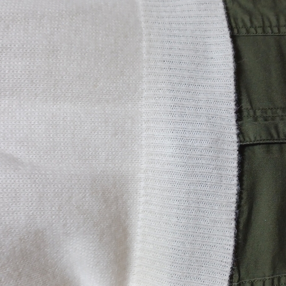 PICKET & POST Womans sweater size Large in a beautiful white on white - Picture 2 of 7